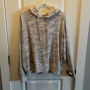 Gap long sleeve lightweight hoodie